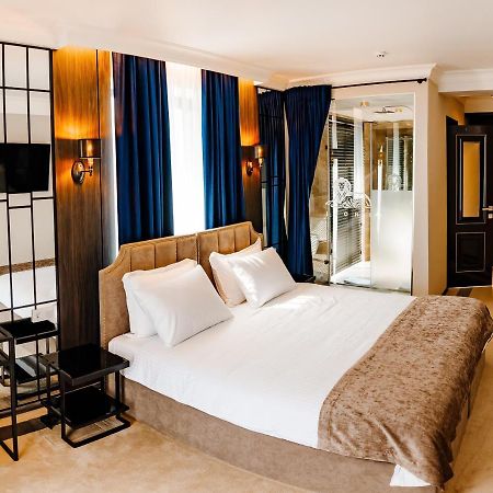 Lion'S Hotel Chişinău Eksteriør billede