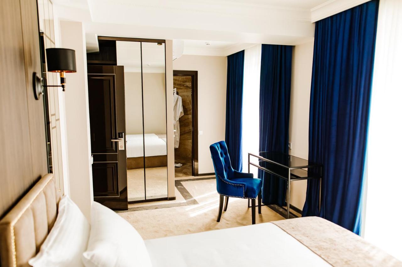 Lion'S Hotel Chişinău Eksteriør billede
