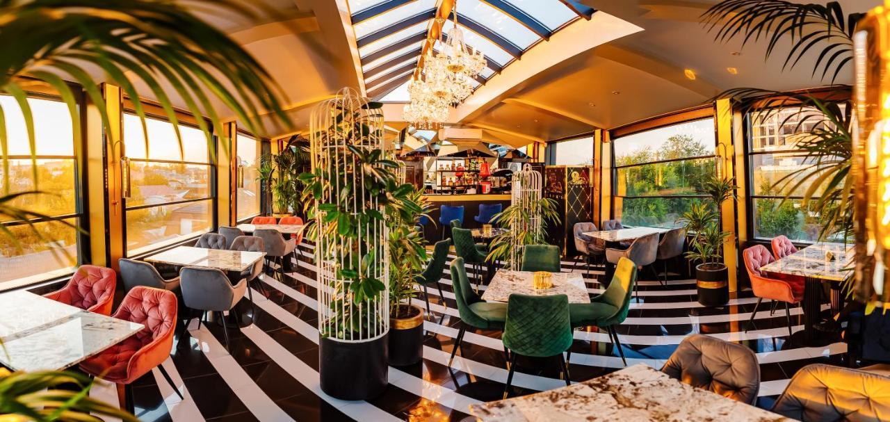 Lion'S Hotel Chişinău Eksteriør billede